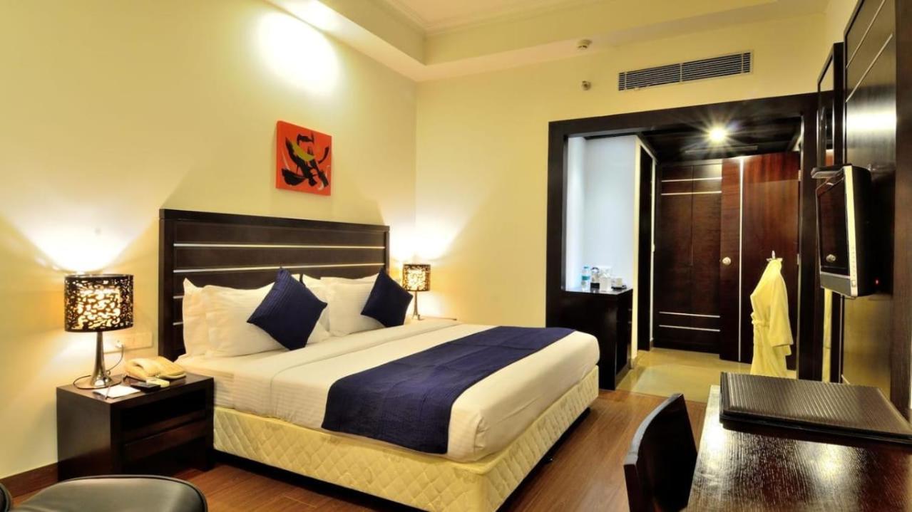 Hotel Gross Inn Near Igi Airport Νέο Δελχί Εξωτερικό φωτογραφία